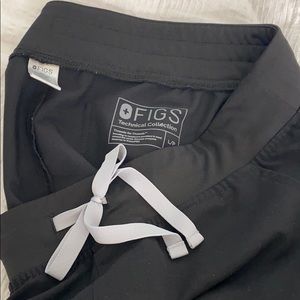 Figs black scrub pants